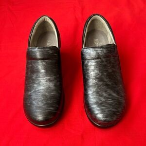 Alegria Women's Black Mules